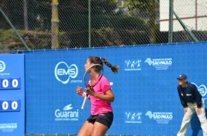 Paula Gonçalves é campeã em Campos do Jordão