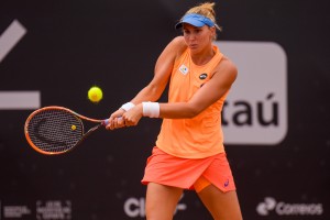 Bia Maia viaja para série de torneios no exterior