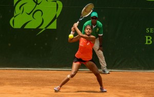 Teliana Pereira entra direto na chave do WTA de Bogotá