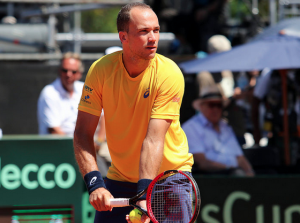 Bruno embarca confiante para Roland Garros