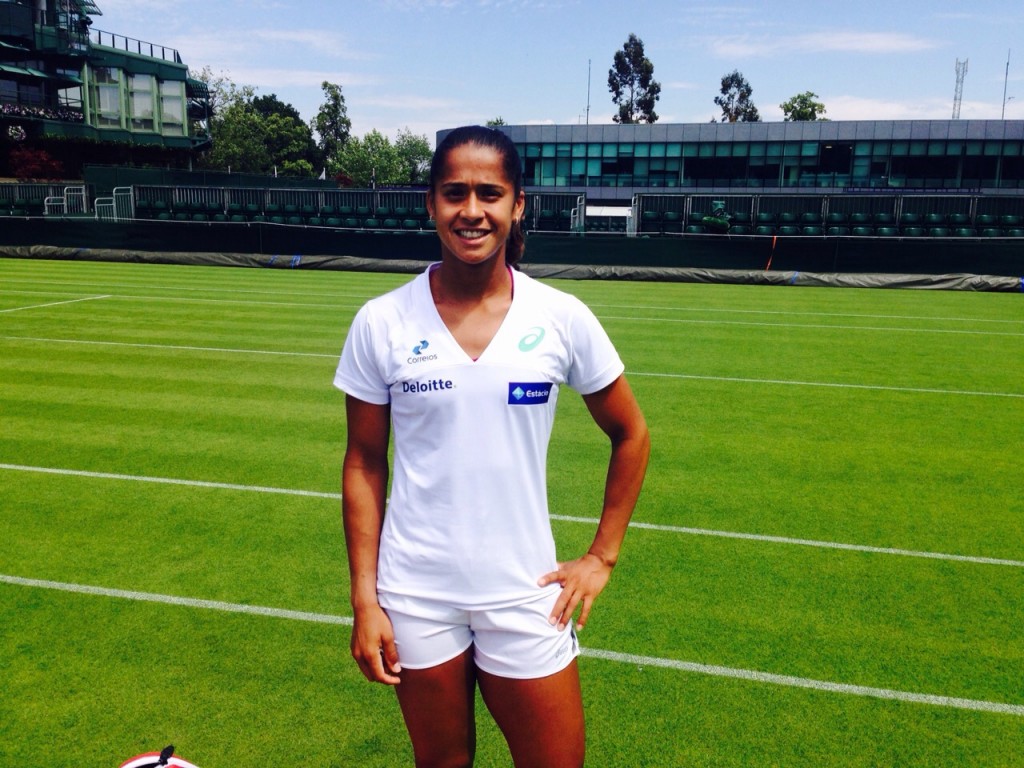 Teliana enfrenta italiana Giorgi na estreia em Wimbledon