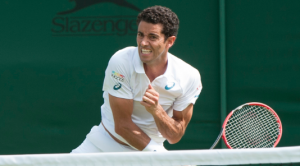 Sá salva 7 match points e vai à semi em Bucareste