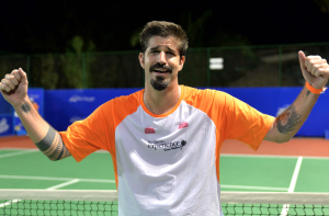 Saretta vence duelo com Massu no Rio Quente Resorts