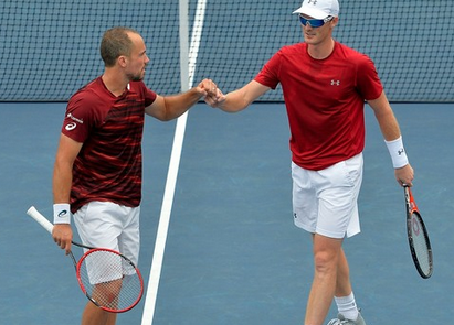 Soares e Sá se juntam a Bellucci e Demoliner nas 8as em NY