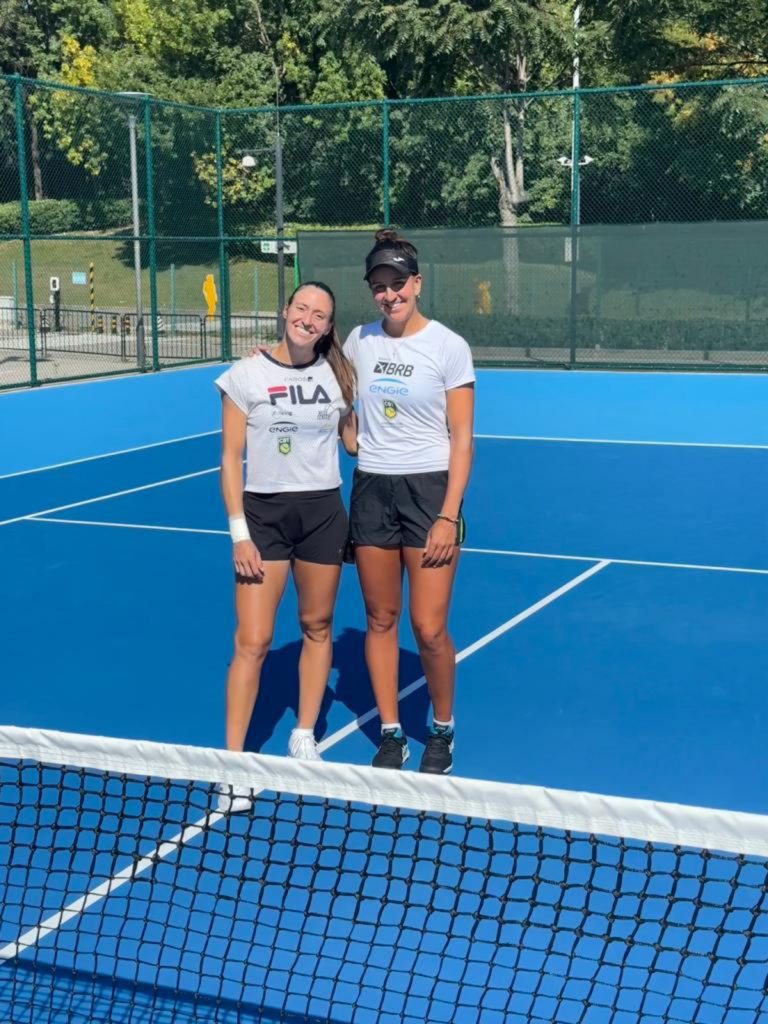 Ingrid Martins e Iryna Shymanovich embarcam para torneios na